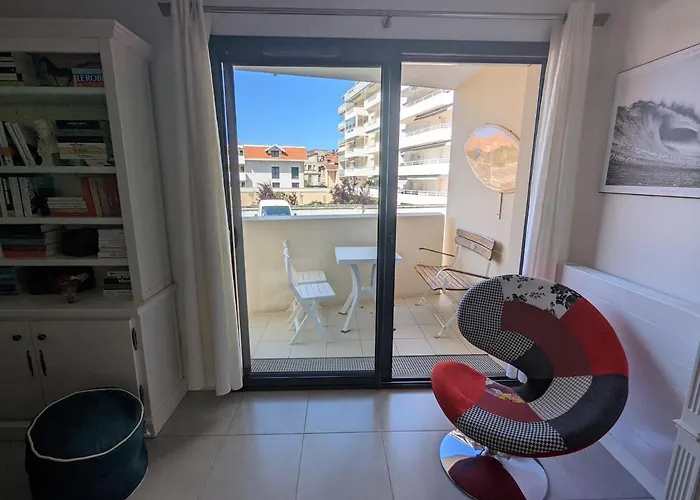 Centre - T2 Avec Balcon, Parking Securise, Proche Gare, Commerces Et - Fr-1-420-90 Апартаменты